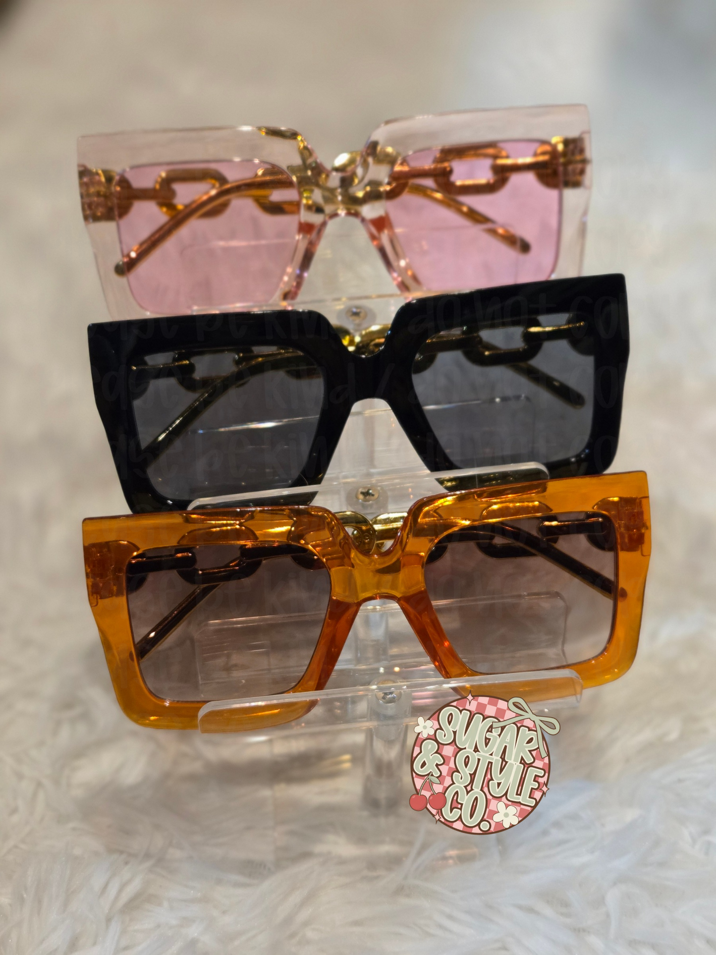 Women's Fashion Sunglasses and Accessories | Trendy Shades, Cases and Cleaning Essentials